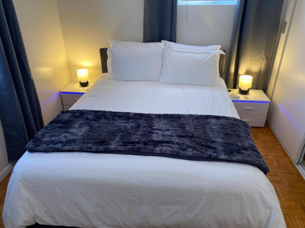 Vegas Oasis- Modern Getaway 5 Mins From Strip