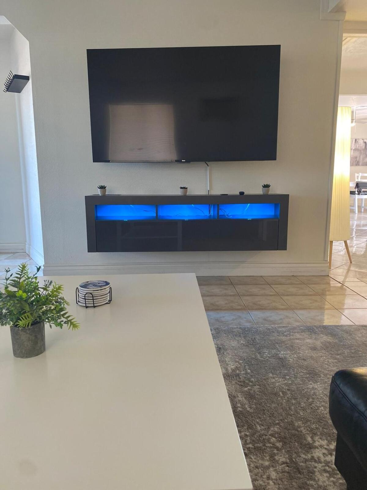 Holiday home Vegas Oasis- Modern Getaway 5 Mins From Strip Las Vegas