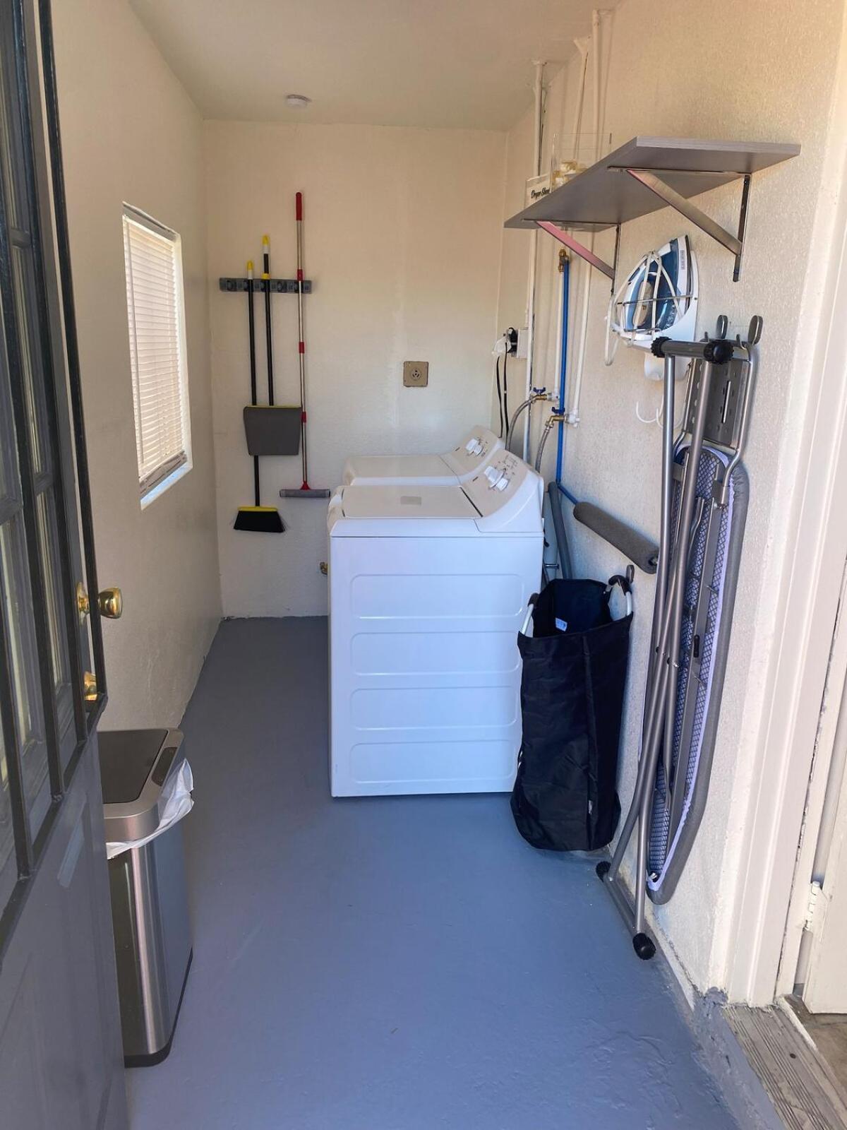 Vegas Oasis- Modern Getaway 5 Mins From Strip