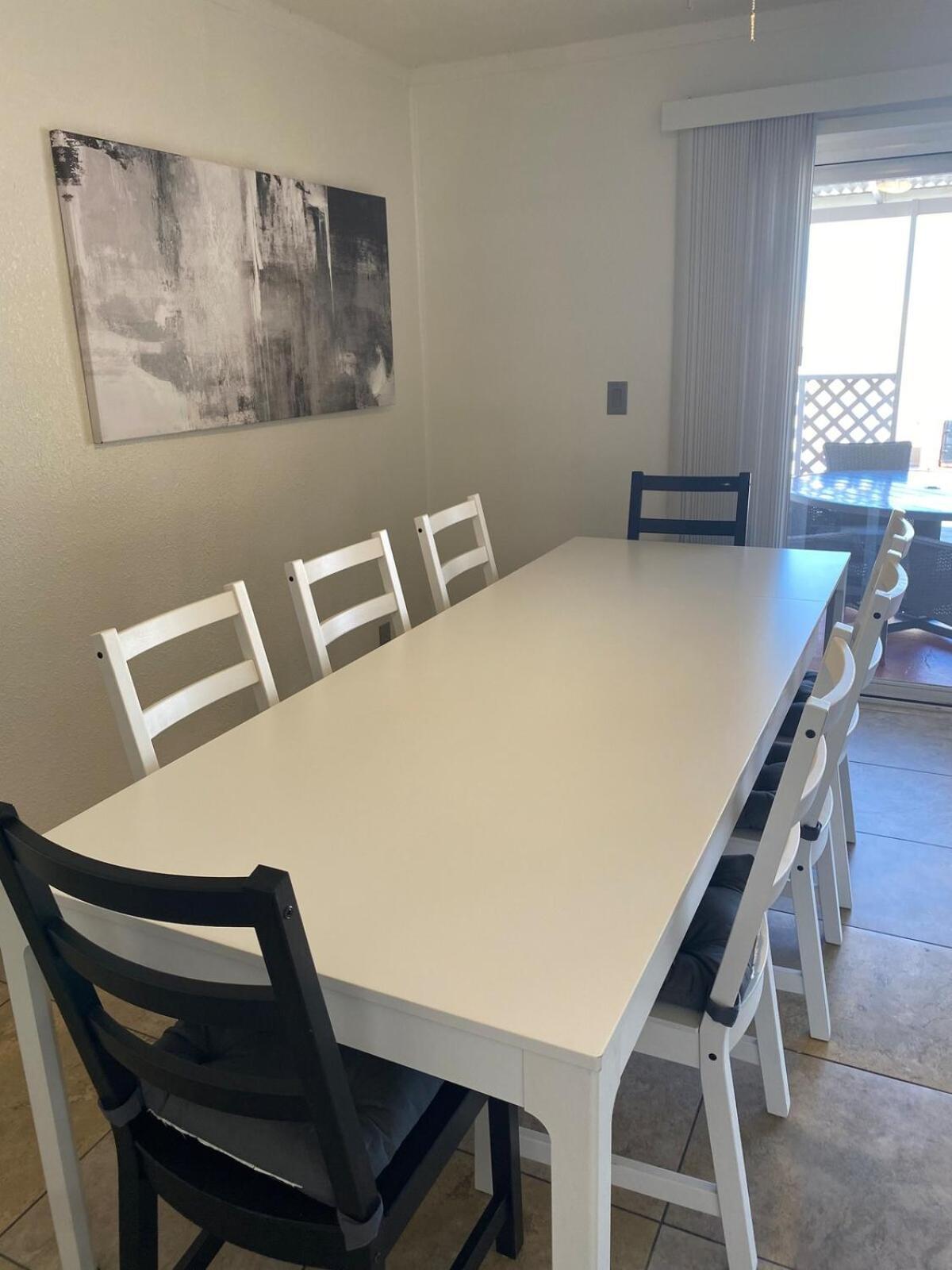 Vegas Oasis- Modern Getaway 5 Mins From Strip Casa de férias