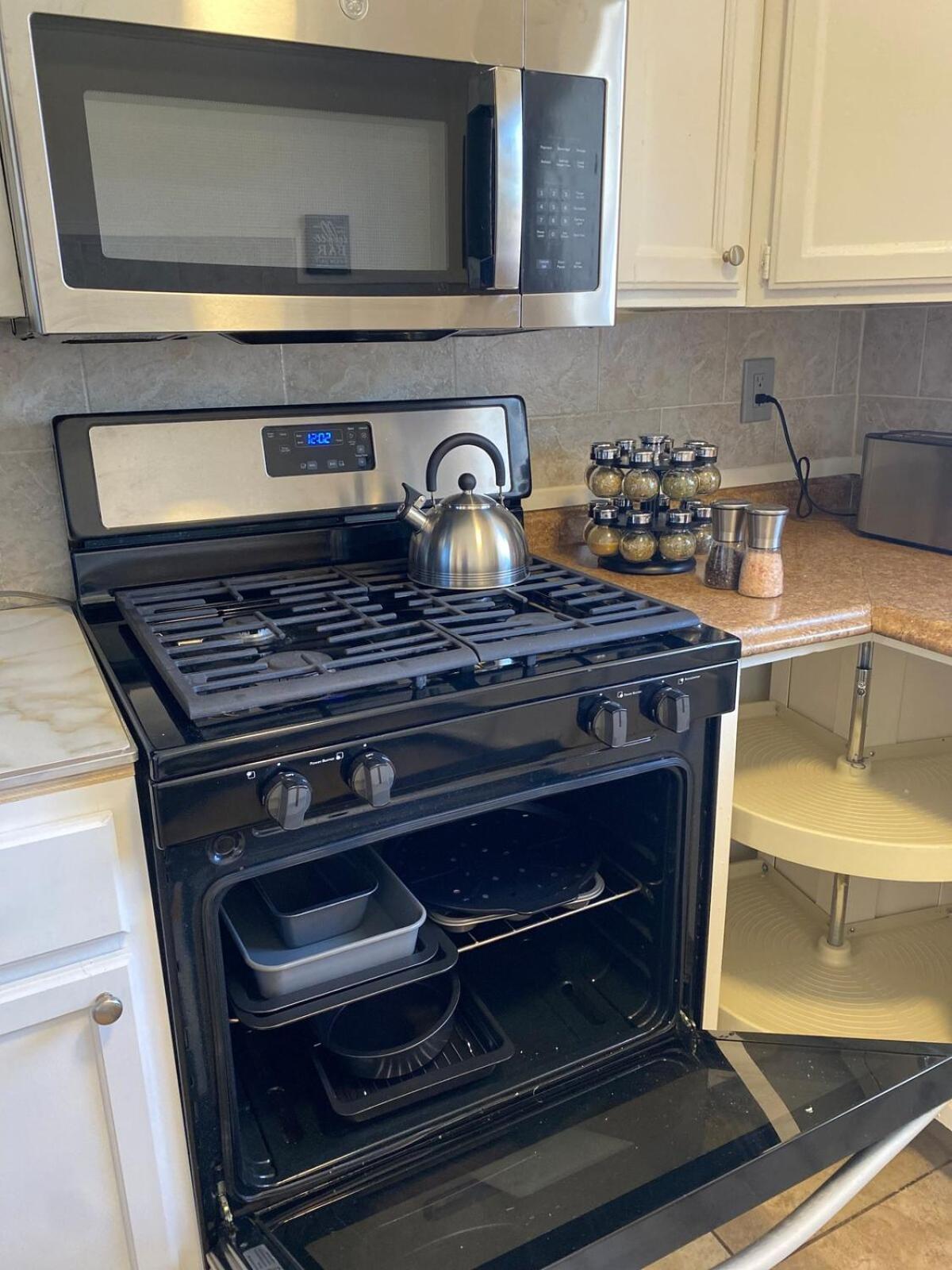Vegas Oasis- Modern Getaway 5 Mins From Strip Casa de férias *